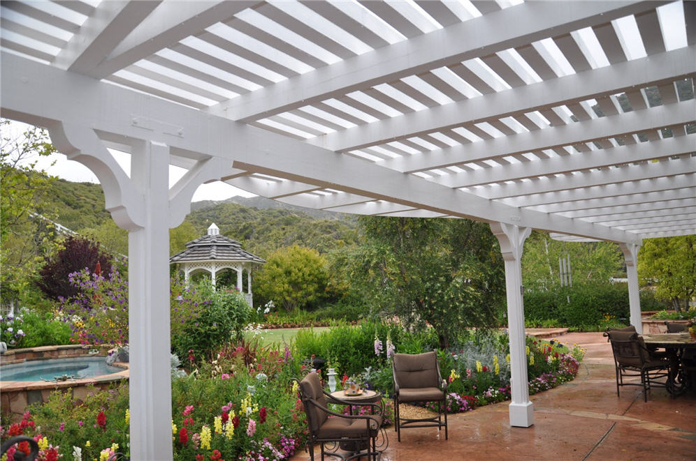 Benjamin Estate White Trellis