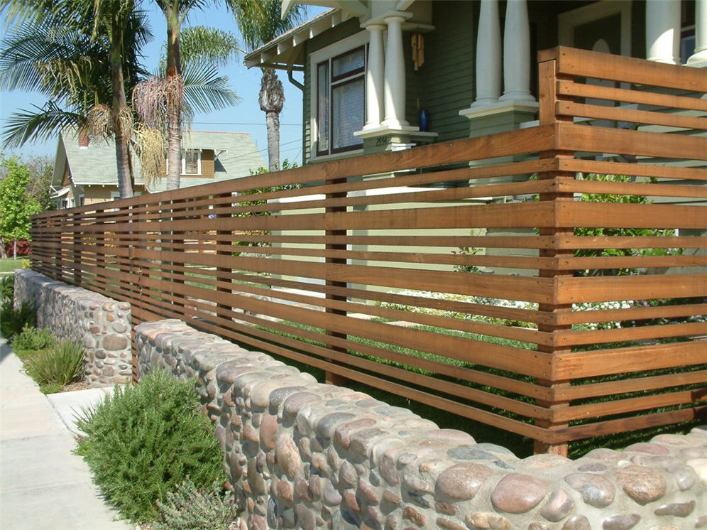 Horizontal Look Fence